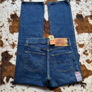 Deadstock made in USA vintage dark wash Levis 501 from April, 1998.